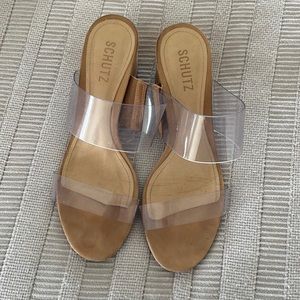 Schultz women’s shoe, size 9B